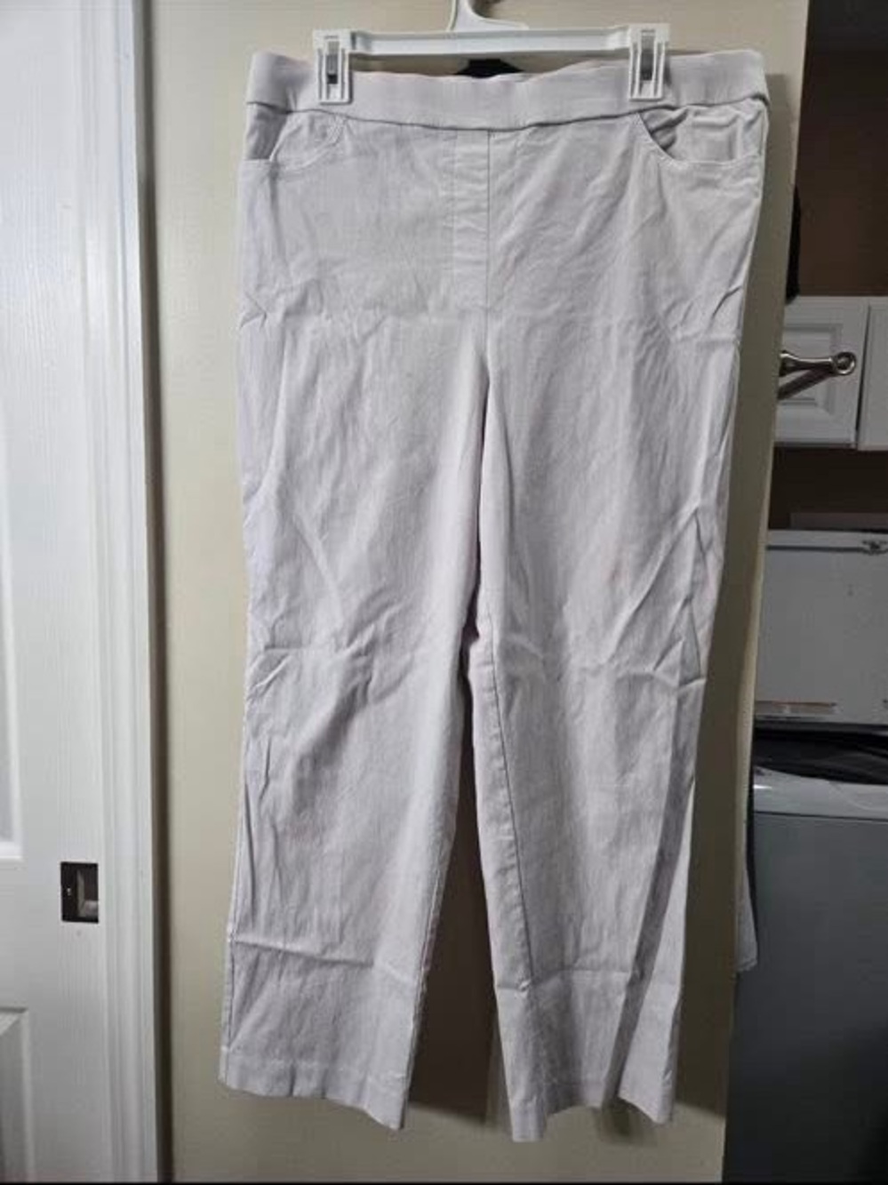 Women's Straight Leg Pants in white